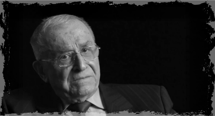 Omul Zilei, Ion Iliescu. Un mediocru longeviv, viclean și norocos, care i-a trădat în mod succesiv pe toți cei ce l-au sprijinit, inclusiv pe români ca popor. Dumnezeu să-l ierte!