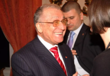 Costi Rogozanu, despre Ion Iliescu: Zâmbetul bunicuței