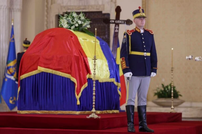 Dan Tăpălagă: ”Pentru generația mea, e de nesuportat s-avem funeralii de stat pentru Ion Iliescu!”