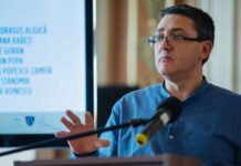 Cosmin Popa, istoric: Moştenirea lui Iliescu poate fi caracterizată printr-un singur cuvânt: toxică. A guvernat folosindu-se copios de instrumentele războiului hibrid înainte să fie formalizat şi teoretizat de Gherasimov şi aplicat de Putin