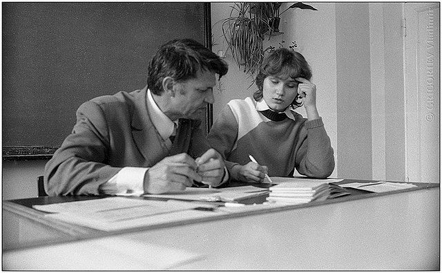 Diana Nicolescu (DILEMA): “ România citește, dar nu înțelege. Votează, dar nu pricepe. Și comentează.” Testul GAOKAO.