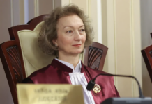 NEWSWEEK: CCR prinsă în “flagrant delict”! Judecători-pensionari-speciali vor judeca pensiile speciale