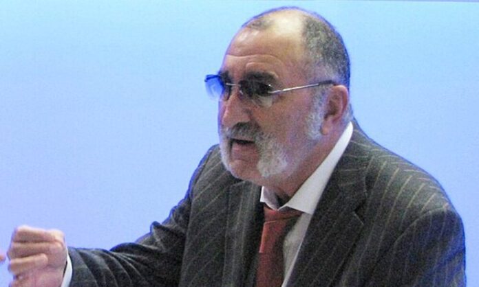 Cornel Nistorescu despre ajutoarele de stat de sute de milioane de euro acordate lui Ion Țiriac și Iustin Paraschiv!