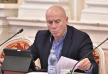 SRS: Andras Demeter acționează în mod samavolnic chiar contra interesului național, vrea să distrugă cultura, îl bănuiesc c-ar fi agent dublu!