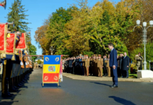 Românii se răzbună pentru batjocura “mobilizării rezerviștilor”! Nicușor, Bolojan și Gheorghiță huiduiți de Ziua Armatei