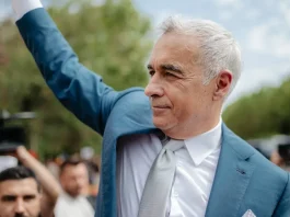 “Ce trebuie să știm / Ca să nu … greșim”: Cum a ajuns unul ca Georgescu să fie mântuitorul neamului românesc? Din ticăloșia liderilor unei populații îndobitocite. #SECURISTAN