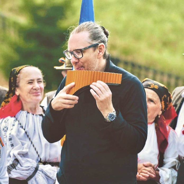 Naistul Nicolae Voiculeț, atac dur la Dominic Fritz, după ce au fost interzise colindele scrise de poetul Radu Gyr!