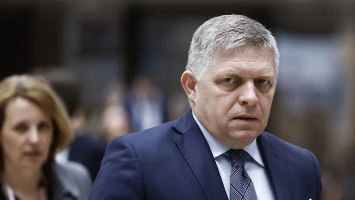 Premierul Robert Fico refuză să modifice Constituția așa cum cere Bruxelles-ul!
