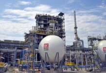 GUNVOR, compania ce cumpără LUKOIL, deținută de un suedez și un apropiat al lui Putin. Tranzacția a apărut în urma măsurilor impuse de Trump!