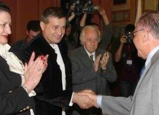 Documentele Parchetului ICCJ confirmă că Mircea Dinescu a fost membru al conspirației sovietice ce-a dat lovitura de stat în 1989. Coordonat de filosovieticul Gogu Rădulescu și-n echipă cu Ana Blandiana și Andrei Pleșu! (ACTIVENEWS)