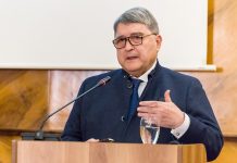 Emil Hurezeanu despre rostul și rolul diplomației în prezent ? (DILEMA)