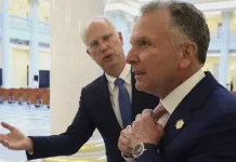 Wall Street Journal: Miliardarii ruși și americani apropiați de Putin și Trump pregătesc proiecte comune de afaceri!