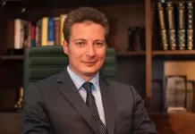 “Talentatul domn Caramitru”. Cum a devenit mare proprietar cu complicitatea statului român!