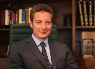 “Talentatul domn Caramitru”. Cum a devenit mare proprietar cu complicitatea statului român!