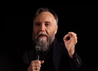 Dughin prevede un război mondial în 2026!