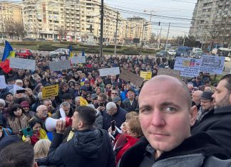 Protest de amploare în fața Primăriei Ploiești! Andrei Gușă: Ploieștenii plătesc incompetența administrației Polițeanu!
