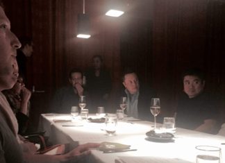 Miliardarii americani la o “cină sălbatică” cu proxenetul Epstein!