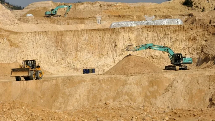 BBC descrie noul război mondial pentru litiu, cupru și grafit. România deține rezerve mari pentru ultimele două!