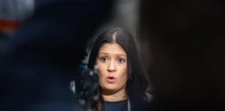 Scandal în Marea Britanie legat de vânzarea celebrului ziar THE TELEGRAPH!