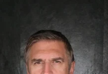 Marius Niculescu, editorial excepțional: Soluția Eminescu (EVZ)