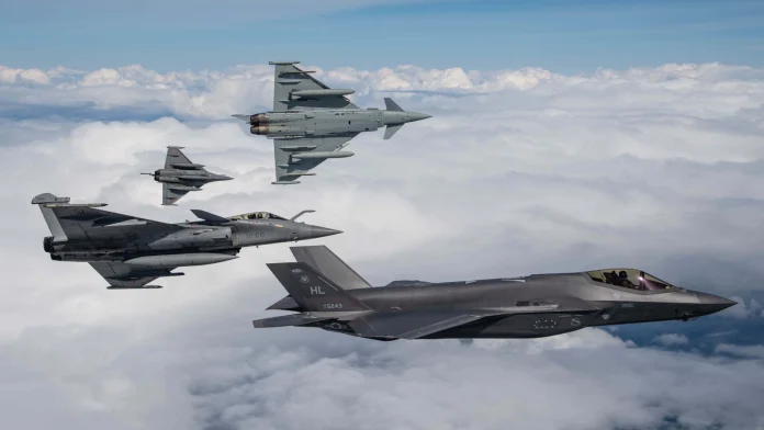 Lecția Elveției pentru România. A refuzat survolarea teritoriului său de către avioanele militare SUA, deoarece nu vrea să provoace Iranul! Lecția Elveției pentru România. A refuzat survolarea teritoriului său de către avioanele militare SUA, deoarece nu vrea să provoace Iranul!