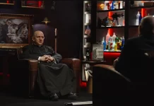 Mesajul unui preot catolic, celebru exorcist: ”Extratereștrii sunt de fapt draci, iar elitele globale se închină lui Satan!”