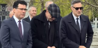 La înmormântarea profesorului Liviu Maior, a reapărut și celebrul Florian Coldea, alături de oameni din rețeaua sa de influență, Remus Pricopie, Ioan Aurel Pop, Vasile Dîncu!