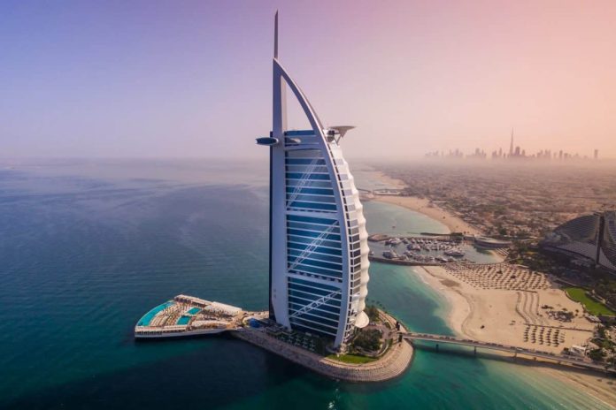 Burj Al Arab, “perla Dubaiului”, se închide pentru renovare! Burj Al Arab, “perla Dubaiului”, se închide pentru renovare!