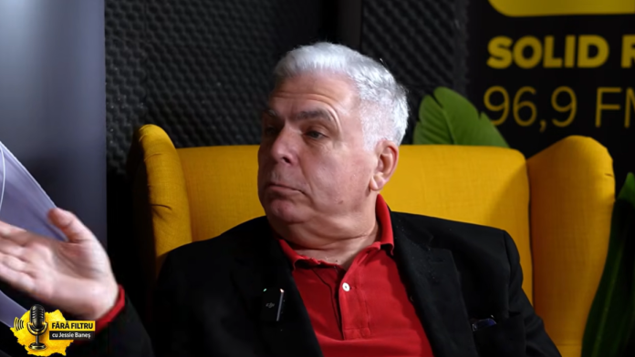 Adrian Severin răspunde provocării „Arhitectul Lumii”, la Fără Filtru, cu Jessie Baneș: un exercițiu de imaginație, prin care invitatul trebuie să descrie rolul unui lider politic mondial pe scena istoriei, printr-o frază tăioasă Adrian Severin răspunde provocării „Arhitectul Lumii”, la Fără Filtru, cu Jessie Baneș: un exercițiu de imaginație, prin care invitatul trebuie să descrie rolul unui lider politic mondial pe scena istoriei, printr-o frază tăioasă