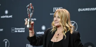 Nadia Comăneci a primit premiul Laureus pentru întreaga carieră: E prima gimnastă din istorie care primește această distincție