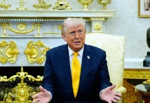 Trump a luat-o razna?! Un analist CIA îl acuză că a încercat accesarea codurilor nucleare!
