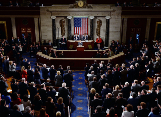 Jocul “de-a războiul” în Congresul SUA. Republicanii la fel de (i)responsabili ca liderul lor!