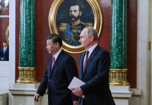 Timotei Bordaciov, directorul Club VALDAI, prognoză despre evoluția trinomului Rusia-SUA-China! (FLUX24)