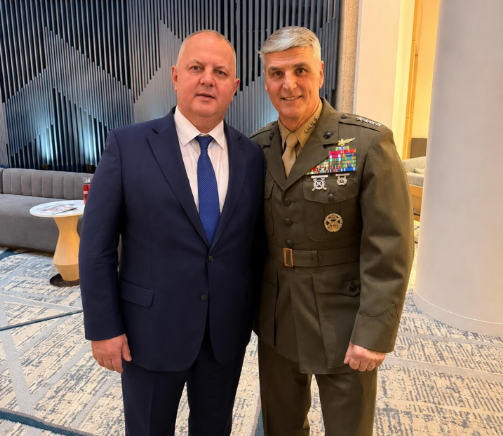 Avram Gal punctează major în SUA. Întâlnire cu generalul Christopher Mahoney! Avram Gal punctează major în SUA. Întâlnire cu generalul Christopher Mahoney!