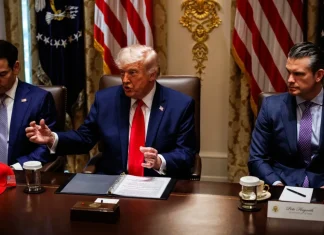 Trump, comportament necontrolabil. Amenință Omanul cu distrugerea!