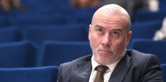 2MNEWS.RO: Înregistrare halucinantă cu ministrul culturii Demeter Andras: “Vând radioul la ruși cu 5 milioane și îmi bag p… în interesul național, că eu sunt ungur!”