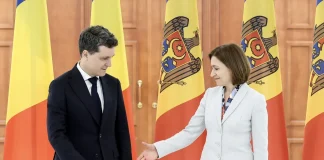 Scriitorii din România și Moldova intră în jocul Maiei Sandu și cer Unirea celor două state!