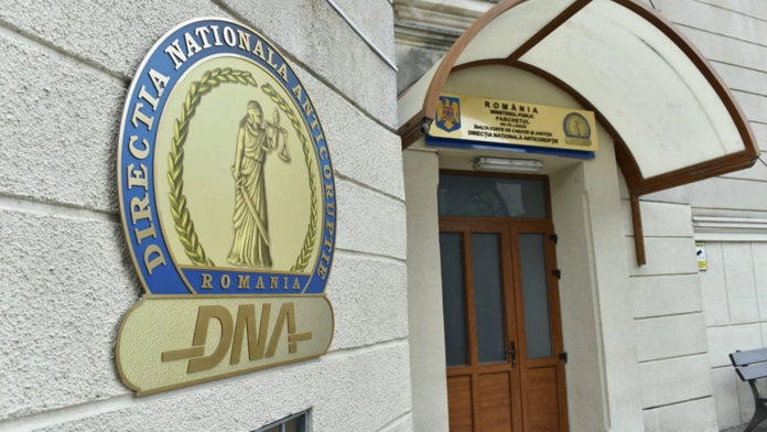 REFLECTOR la GOLD FM produce efecte. Percheziții la Primăria Iași! REFLECTOR la GOLD FM produce efecte. Percheziții la Primăria Iași!