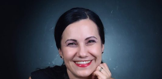 Adriana Vitan Balint: “Reziștii” au un retard sever. Problema securiștilor ce conduc România!