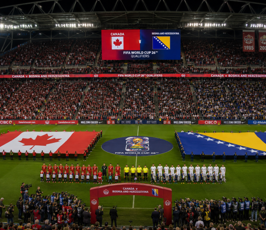 Deseară e deschiderea canadiană a Campionatului Mondial, cu meciul Canada-Bosnia. În programul muzical Michael Bubble, dar și o cântăreață palestiniancă!