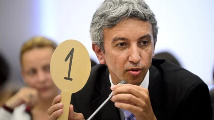 Dan Diaconescu despre senzaționala poveste a privatizării OLTCHIM și metodele folosite în SECURISTAN! Dan Diaconescu despre senzaționala poveste a privatizării OLTCHIM și metodele folosite în SECURISTAN!