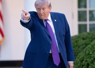 Trump îi acuză pe kurzi c-au trădat SUA, după ce americanii le-au furnizat arme!