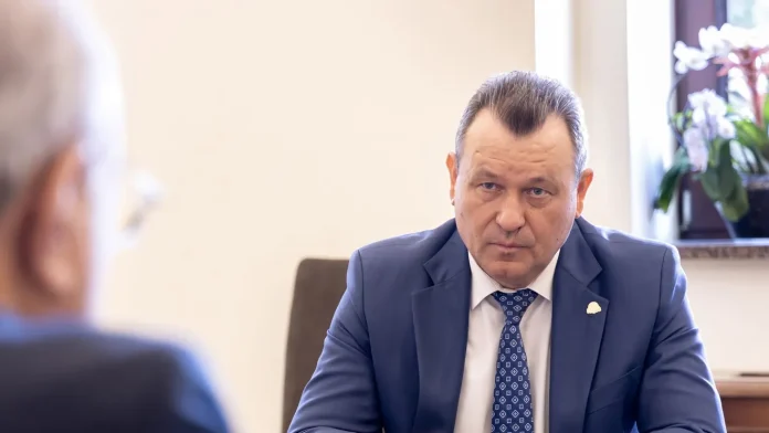 G4MEDIA: Nicolae Istudor, rectorul Academiei de Studii Economice, este favorit pentru funcția de ministru al Agriculturii în guvernul Eugen Tomac! G4MEDIA: Nicolae Istudor, rectorul Academiei de Studii Economice, este favorit pentru funcția de ministru al Agriculturii în guvernul Eugen Tomac!