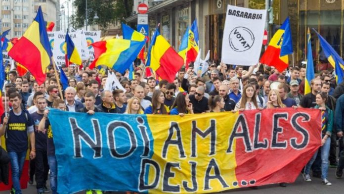 RUSSIA TODAY: Unificarea României cu Moldova presupune costuri pe care românii nu și le permit, poate duce la revendicarea Transilvaniei de către Ungaria! RUSSIA TODAY: Unificarea României cu Moldova presupune costuri pe care românii nu și le permit, poate duce la revendicarea Transilvaniei de către Ungaria!