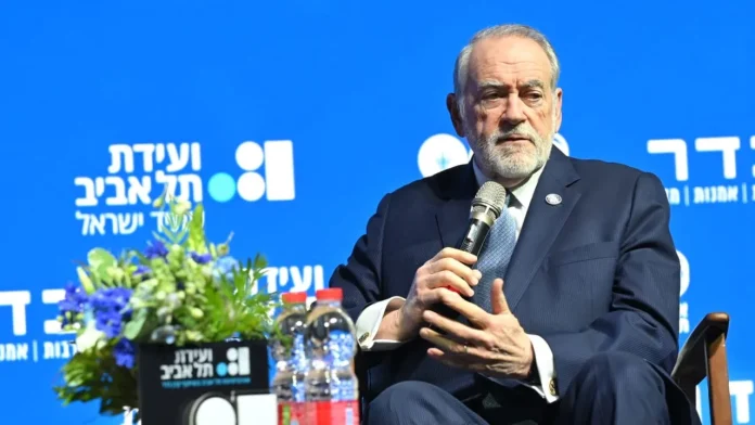 Ambasadorul Huckabee îl sfidează pe Trump, susținând că SUA nu ar exista fără Israel Ambasadorul Huckabee îl sfidează pe Trump, susținând că SUA nu ar exista fără Israel