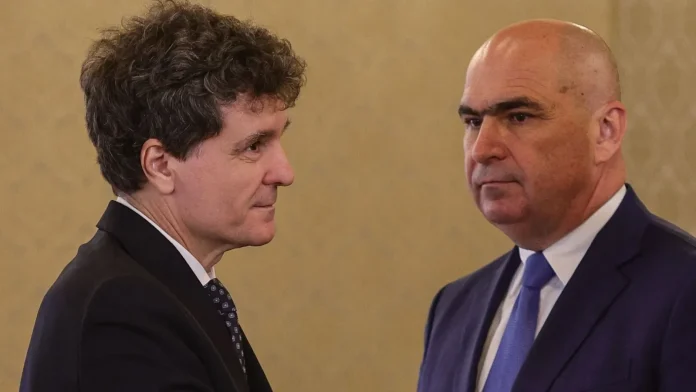 RTV a publicat stenogramele scandalului din negocierile de la Cotroceni. Nicușor Dan către Bolojan: ”Tu ești responsabil de blocaj! Aș putea face public angajamentul tău politic pentru susținerea guvernării.” RTV a publicat stenogramele scandalului din negocierile de la Cotroceni. Nicușor Dan către Bolojan: ”Tu ești responsabil de blocaj! Aș putea face public angajamentul tău politic pentru susținerea guvernării.”