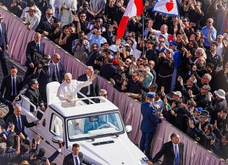 DILEMA: Papa și apărarea umanității. “Magnifica Humanitas”