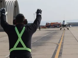DEFAPT.RO: Baza pentru avioanele F-35 va fi construită de o firmă care nu are inginer coordonator al lucrării. MApN a închis ochii, deși doi ofițeri din comisia de licitație au cerut descalificarea firmei!