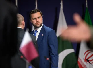 Iranul i-a trimis un mesaj lui JD Vance, avertizându-l că Kushner și Witkoff „abuzează” de accesul lor privilegiat la negocieri