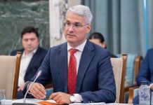 Ministrul Pîslaru păcălește statul și capătă locuință de lux lângă Arcul de Triumf! ”Toți oamenii lui Bolojan!”